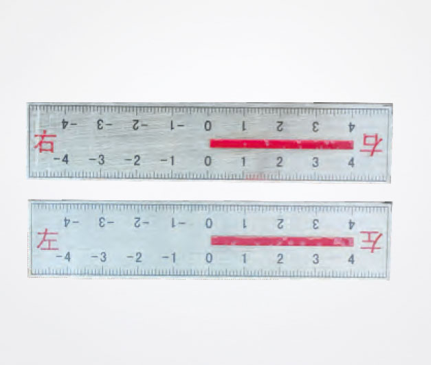 Displacement observation ruler